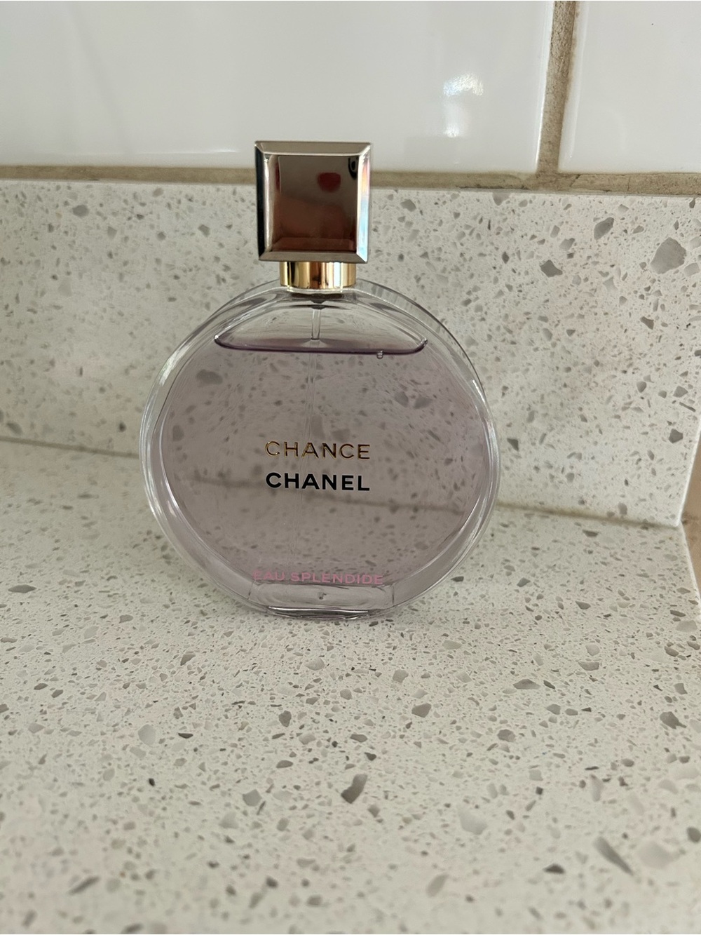 CHANEL Chance Eau Splendide Round Bottle in Pale Lavender